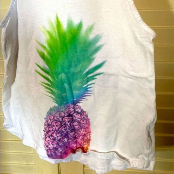 Old navy white tank top with bright pineapple Graphic - Picture 1 of 3